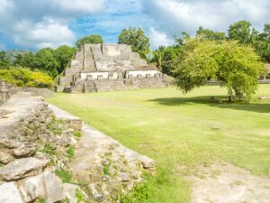 Pourquoi envisager le Belize pour vos voyages d'après-Covid : les ruines mayas