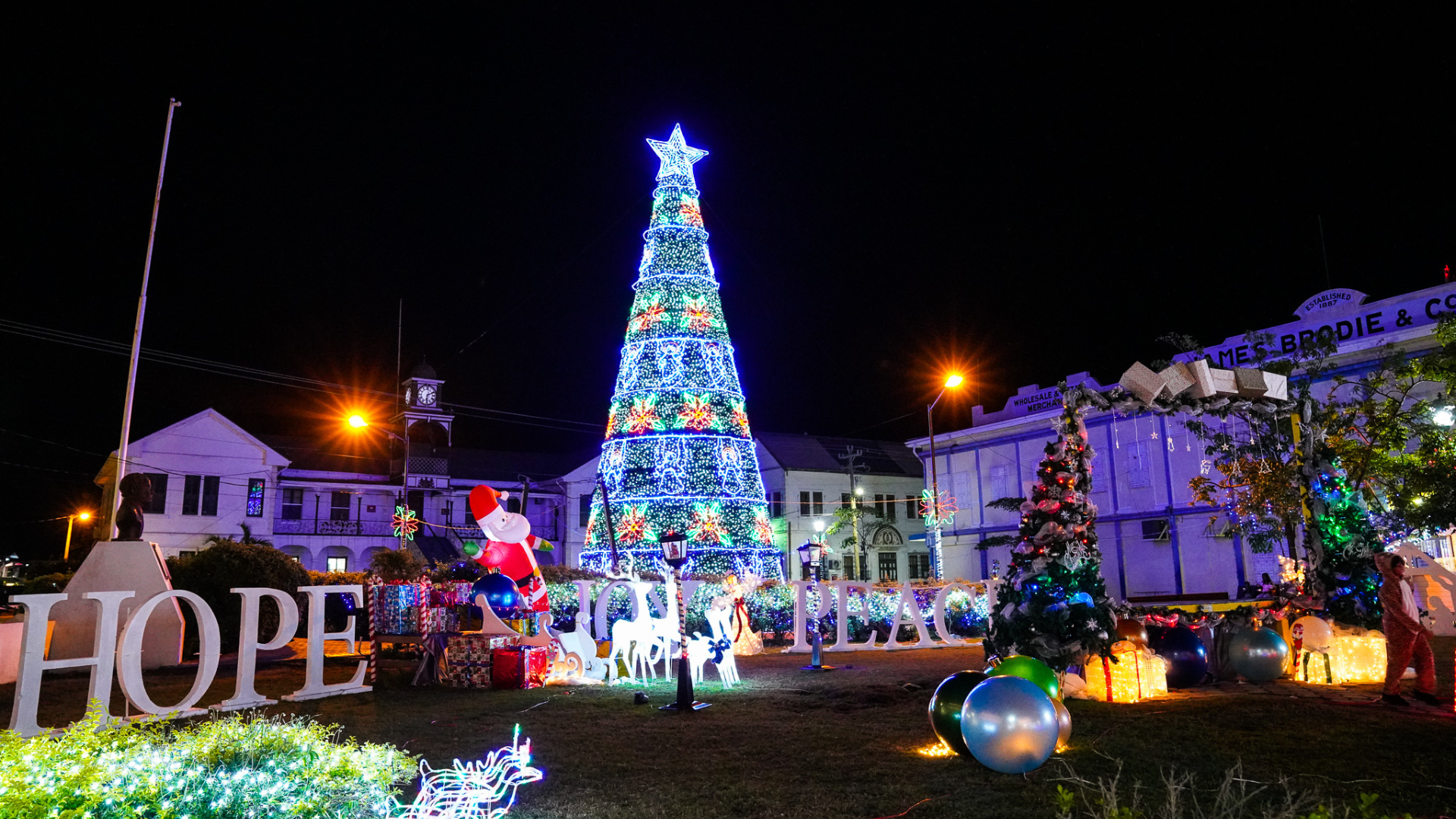 4 formas de pasar la Nochebuena como un lugareño