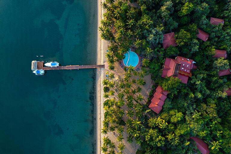 Hamanasi Adventure & Dive Resort