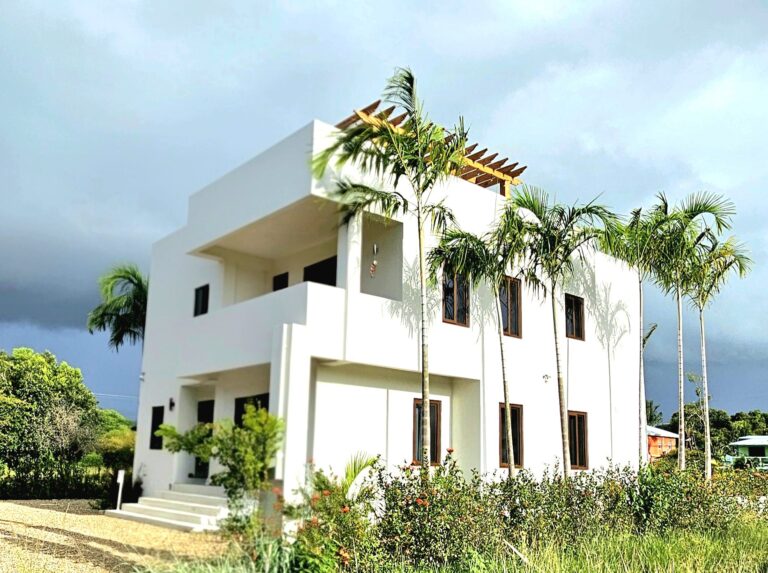 Casa Blanca del Sol