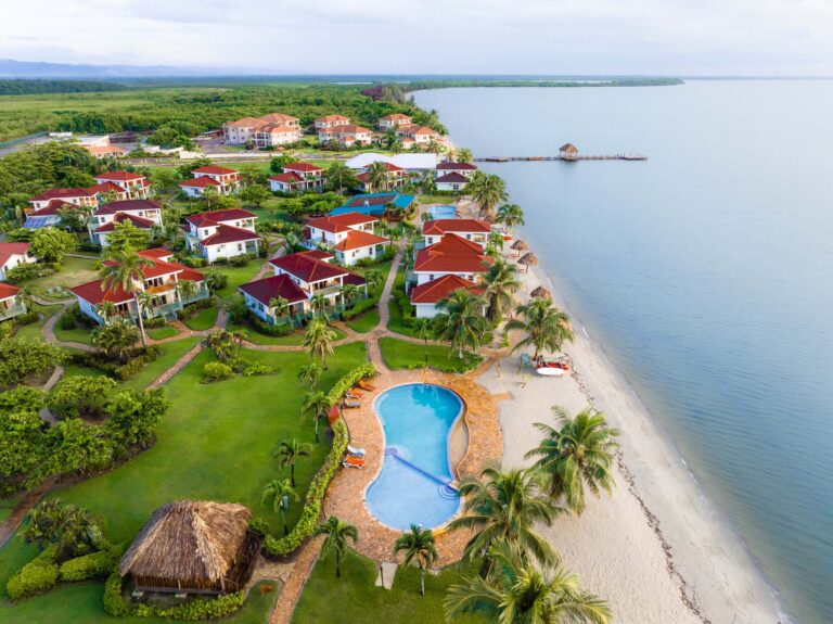 Hopkins Bay Resort
